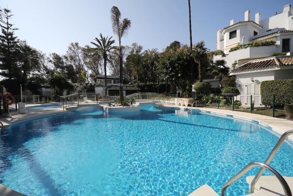 Apartment Golden Elviria *