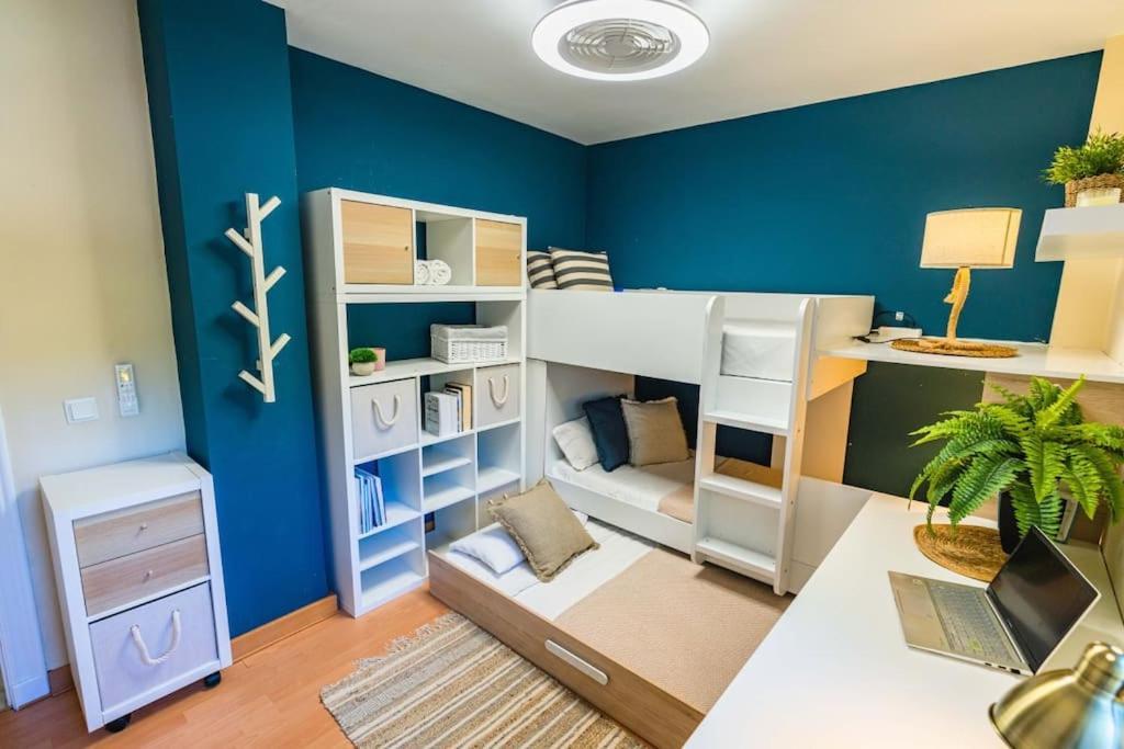 Golden Elviria Apartment